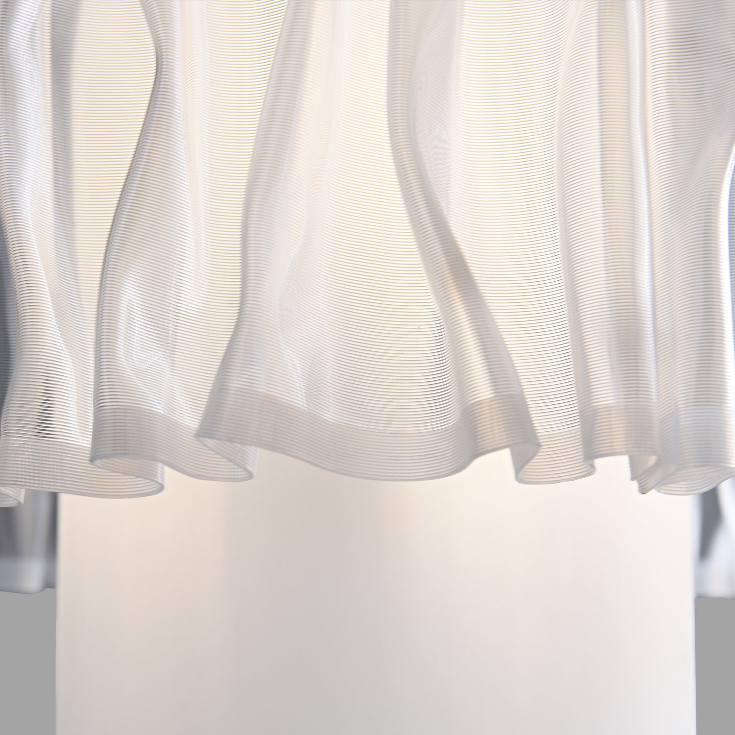 Ethereal Flow Table Lamp