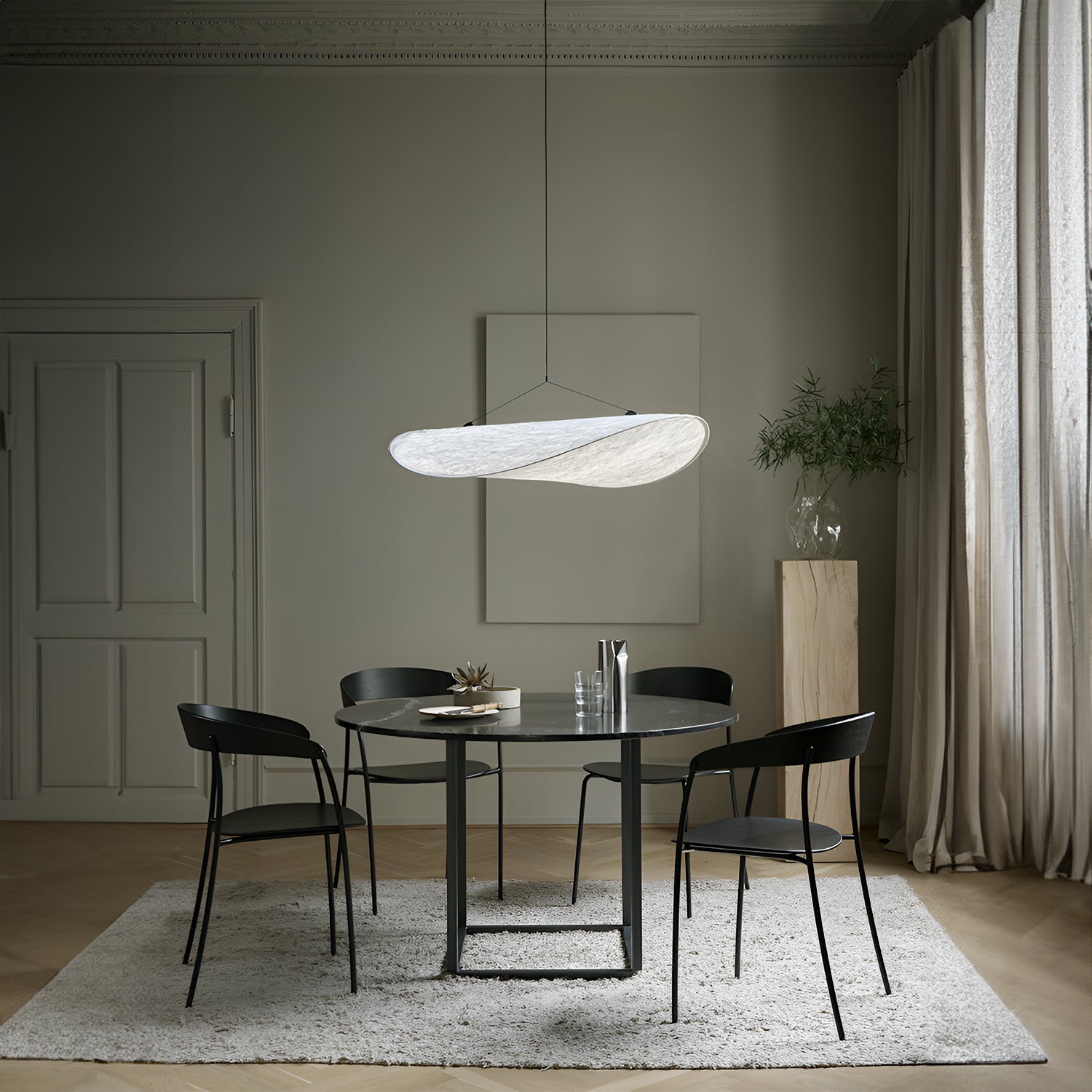 Tense Pendant Light