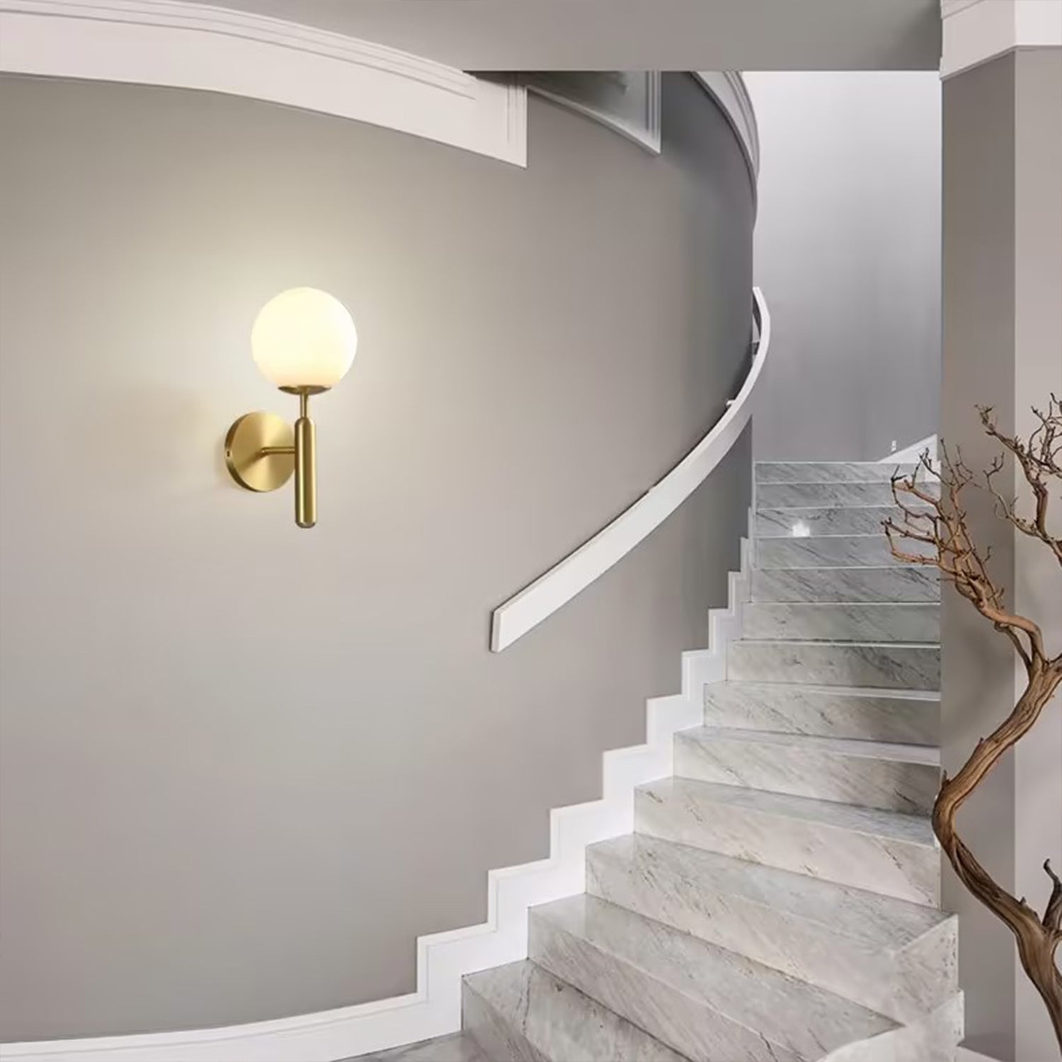 Miira Wall Light