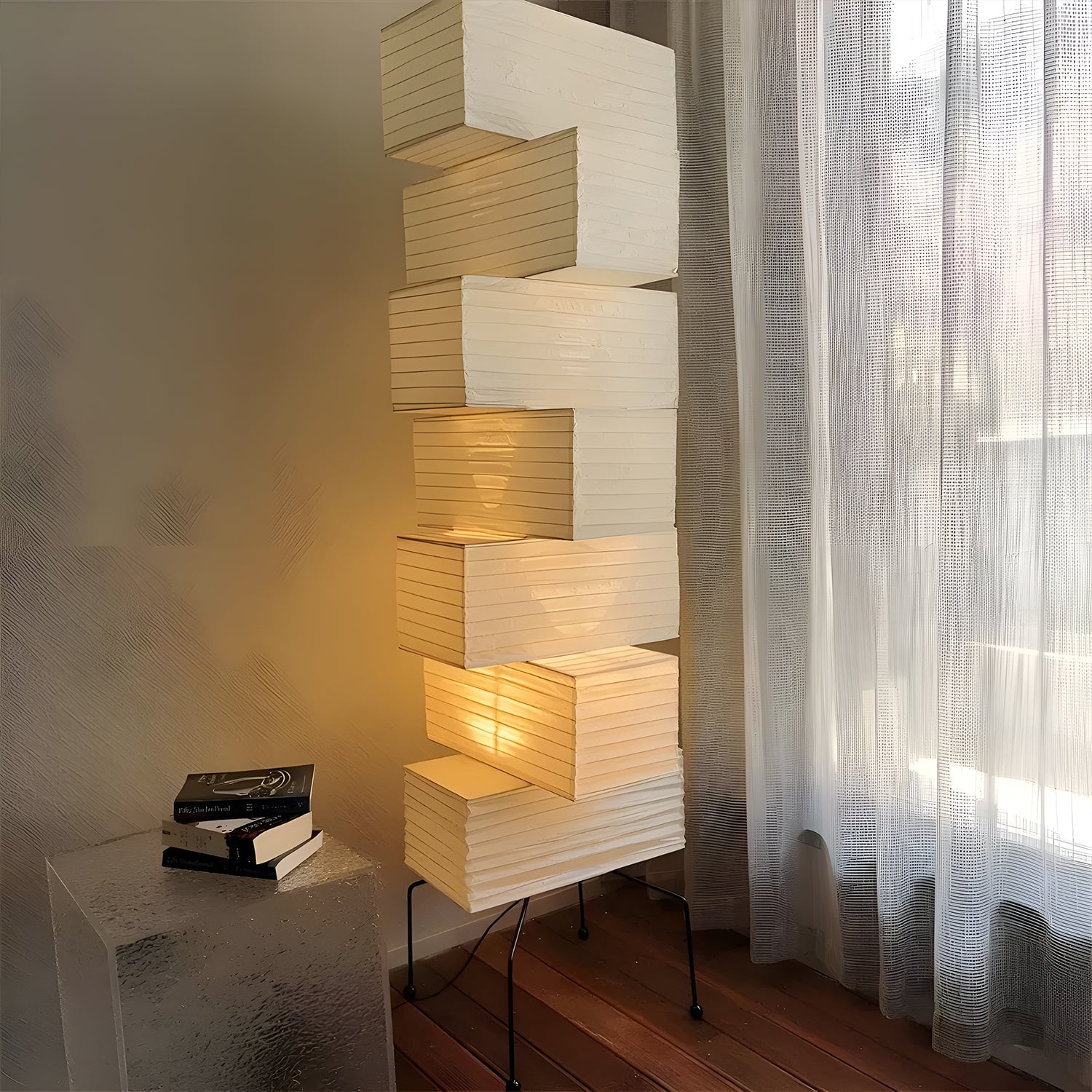 Akari UF4-L10 Floor Lamp