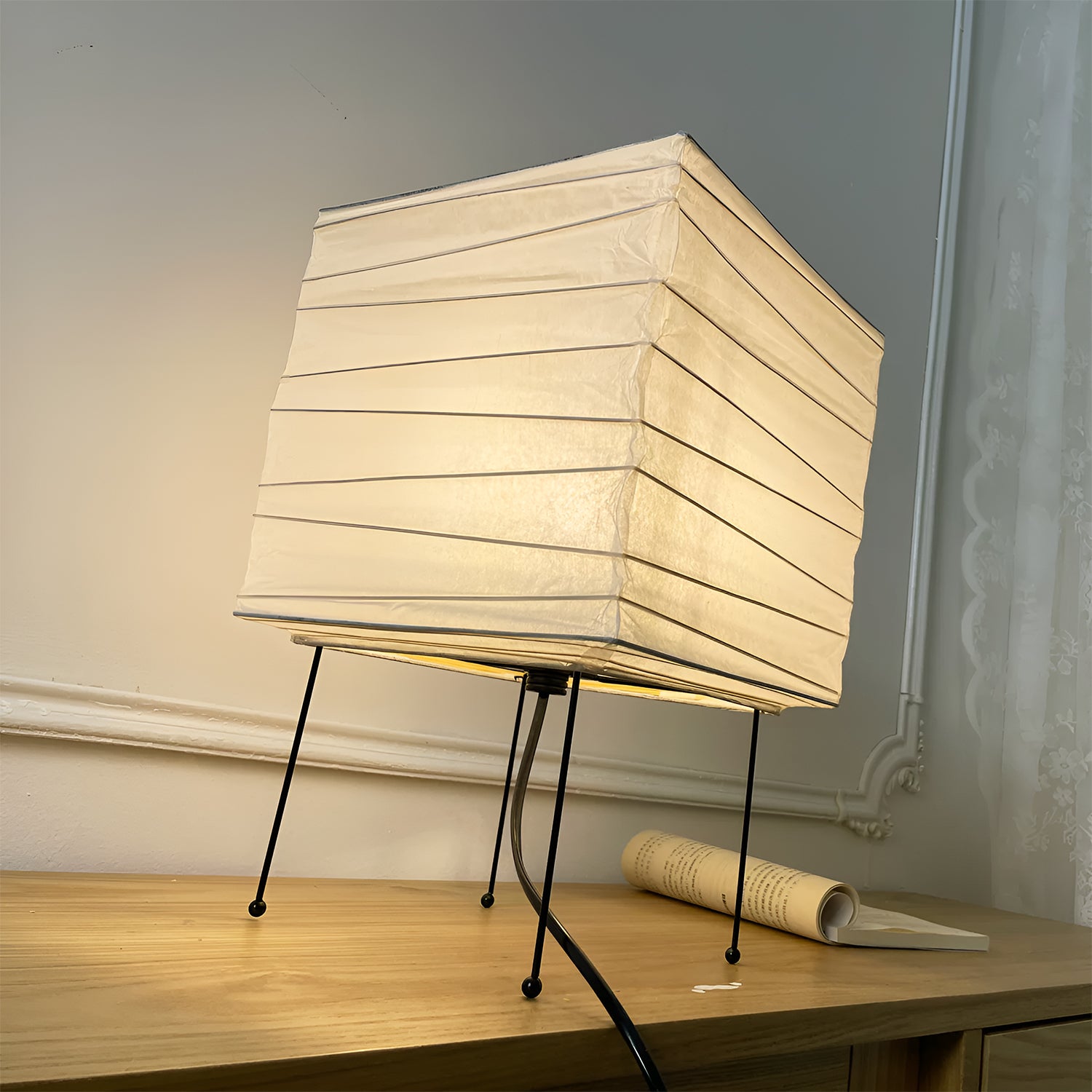 Akari 3X Table Lamp